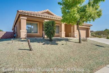 Main picture of 17275 S Golden Sunrise Pl