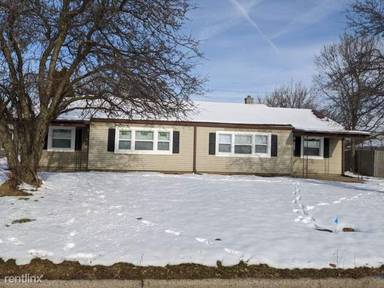 Main picture of 6244 E 21st St