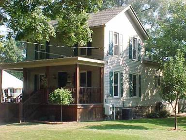 Main picture of 826 Hall St