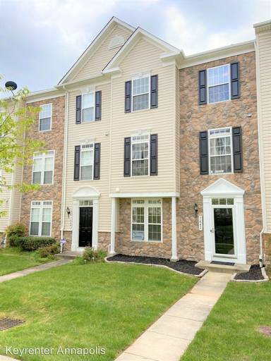 Main picture of 7642 Sandhurst Ln