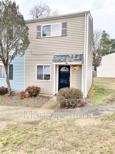 Main picture of 151 Jenness Lane Apt. G