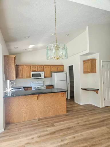 Main picture of 3354 N Summerfield Way