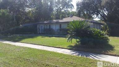 Main picture of 1861 E Fern Rd
