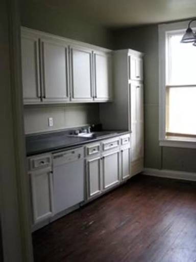 Main picture of 403 Geneva St