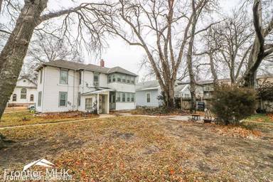 Main picture of 531 Osage St