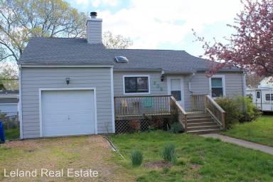 Main picture of 808 Maryland Ave