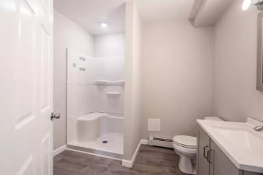 Main picture of 9 Veto St