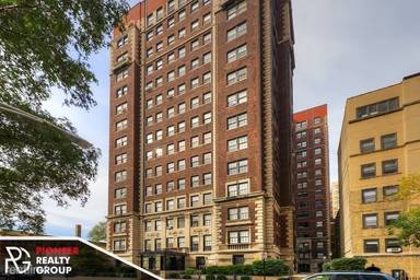 Main picture of 424 W Melrose St