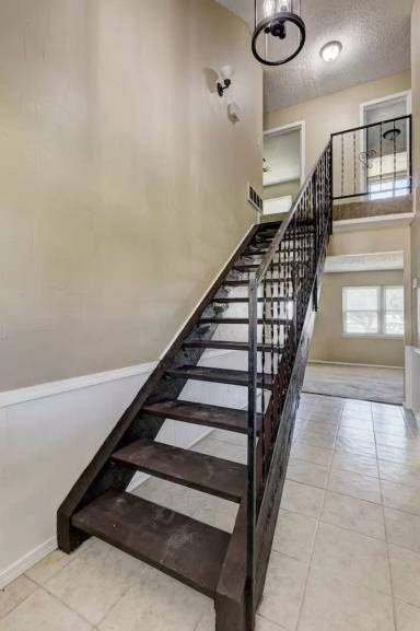 Main picture of 316 S Morgan Dr