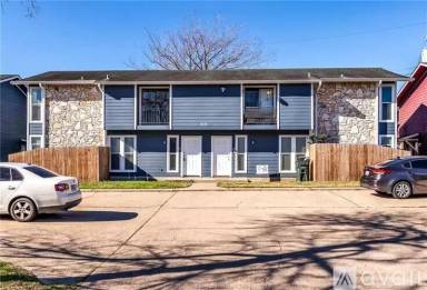 Main picture of Toro 4-Plexes