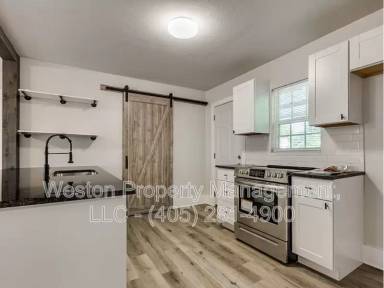 Main picture of 630 E Comanche St