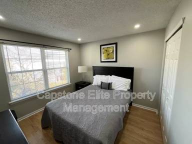 Main picture of 268 Matthews Dr