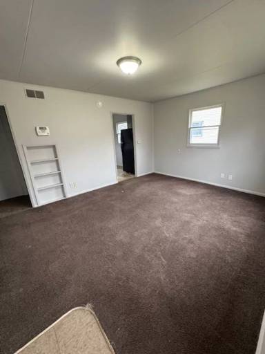 Main picture of 4602 Oliver St