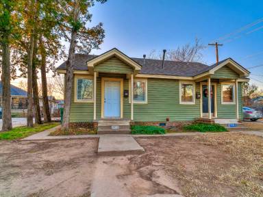 Main picture of 3211 N Military Ave