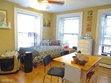 Main picture of 24 Joy St