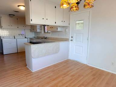 Main picture of 1739 N Main St