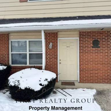 Main picture of 200 N Salisbury Rd
