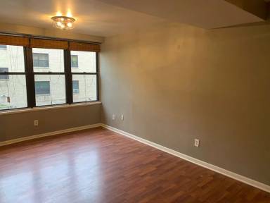 Main picture of 7217 Meade St