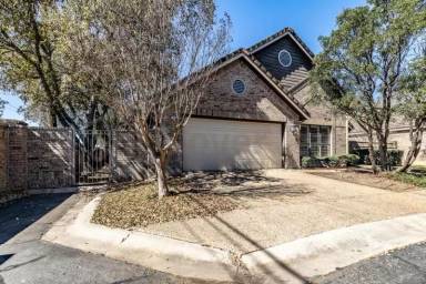 Main picture of 14103 Burlwood