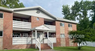 Main picture of 2421 Bolton St