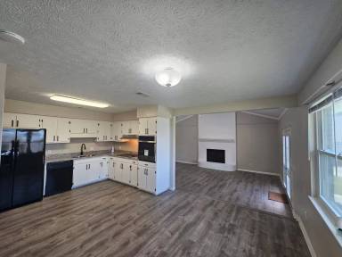 Main picture of 618 Gabriel St