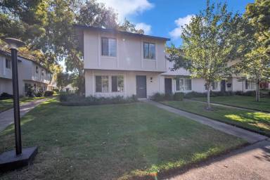 Main picture of 8798 La Riviera Dr