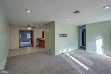Main picture of 123 Wyndmere Rd