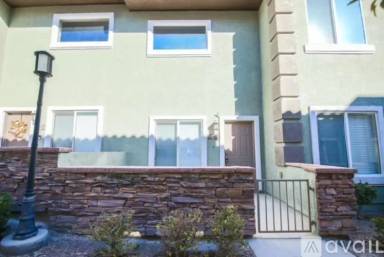 Main picture of 10443 Gold Shadow Ave