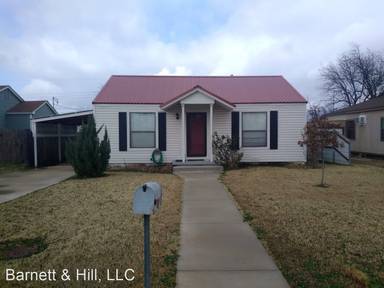 Main picture of 2942 S 10th St