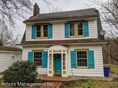 Main picture of 235 Oakview Ave