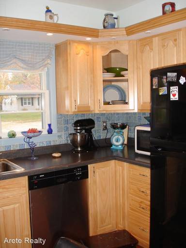 Main picture of 1634 Jonathan Ave