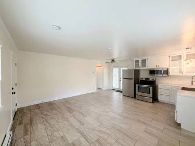 Main picture of 92 Hendley St
