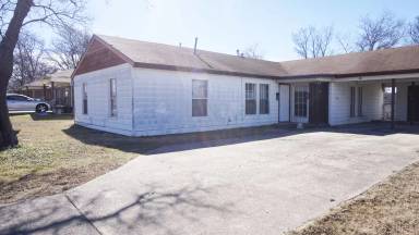 Main picture of 910 Williamson Dr