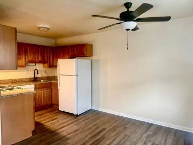 Main picture of Eagle Square Townhomes