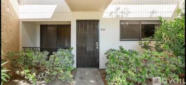 Main picture of 2809 N Los Felices Cir E