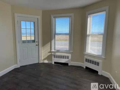 Main picture of 87 Winthrop Shore Dr