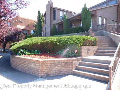 Main picture of 2520 Myra Pl NE