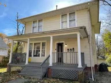 Main picture of 603 W High St