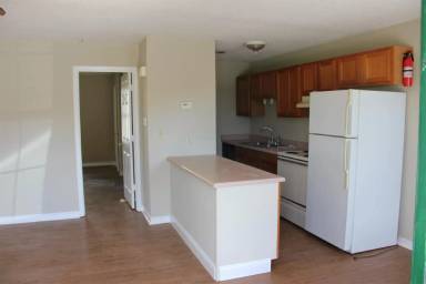 Main picture of 42494 Barry Ct