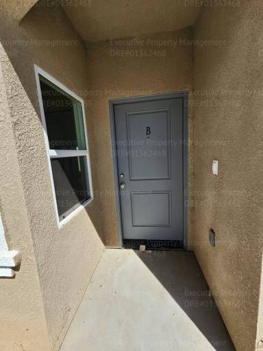Main picture of 8512 Grandy St