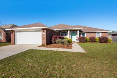 Main picture of 6165 Winchester Cir