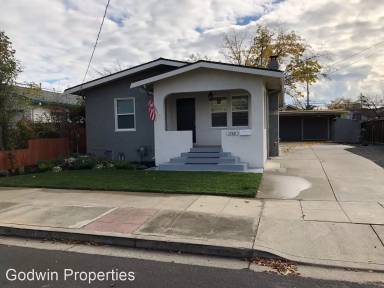 Main picture of 1769 3rd St