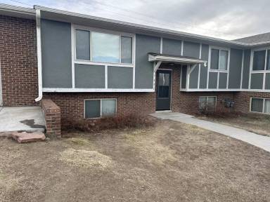 Main picture of 1482 Youngfield St