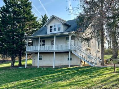 Main picture of 3324 Yellow Sulphur Rd
