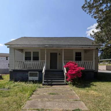 Main picture of 429 Pennsylvania Ave