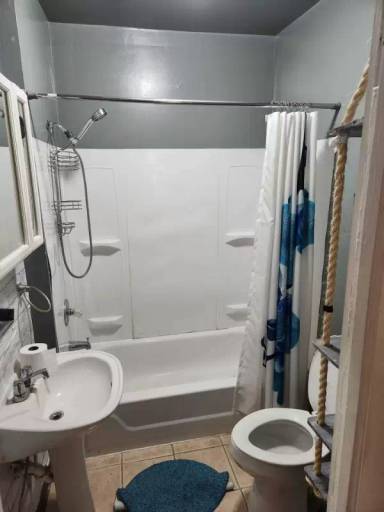 Main picture of 3805 Park Ave