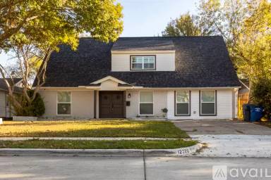 Main picture of 12220 High Meadow Dr