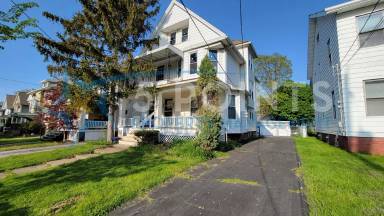 Main picture of 1299 Lakeland Avenue - 2