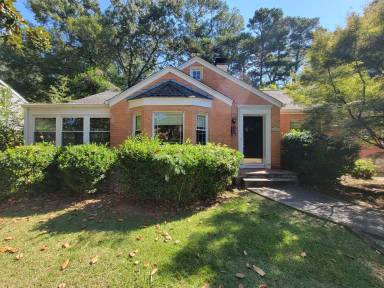 Main picture of 1457 Clairmont Rd