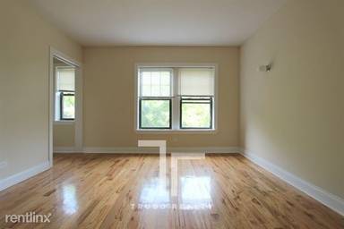 Main picture of 2950 N Seminary Ave